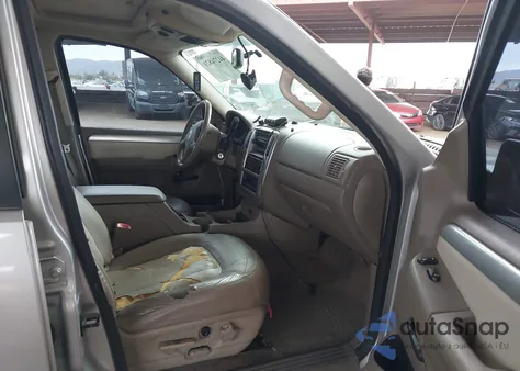 2003 Mercury Mountaineer из США, поврежденный, VIN 4M2DU86K13ZJ03256